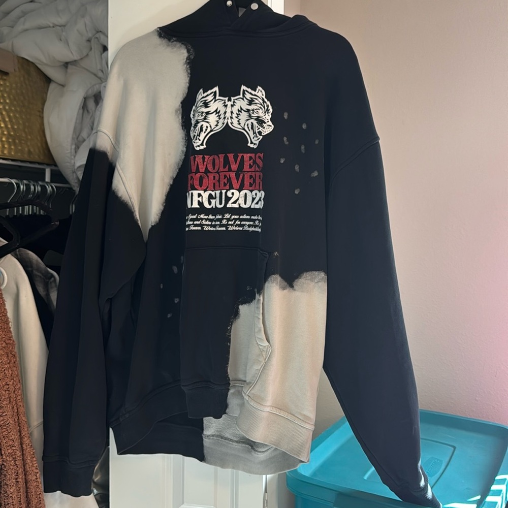 EUC XL DARC SPORT HOODIE